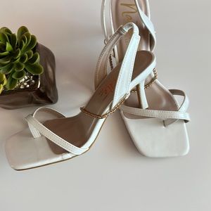 NANETTE LEPORE white 9 shoes, new